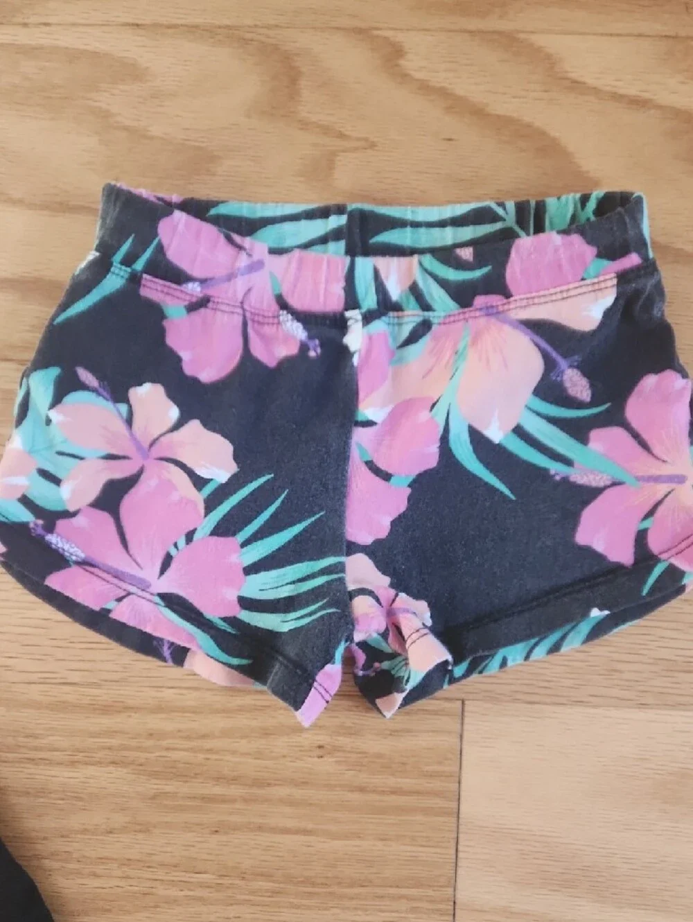 The Children's Place Girls' 3-Pack Shorts - Pink Tie-Dye, Black Floral, Black 2T